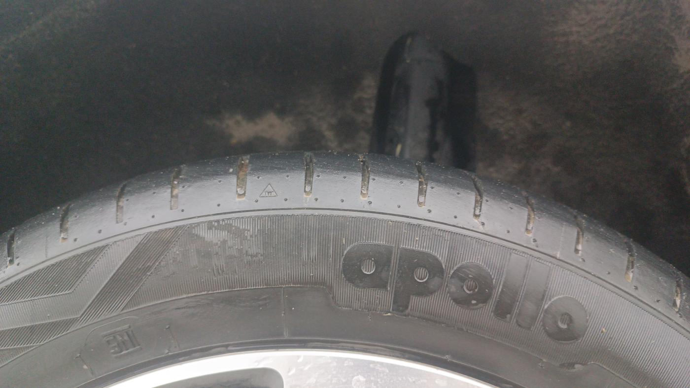 2019 Maruti Baleno ZETA CVT PETROL 1.2, Petrol, Automatic, 36,862 km, Left Rear Tyre Tread