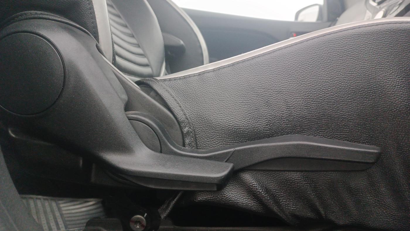 2019 Maruti Baleno ZETA CVT PETROL 1.2, Petrol, Automatic, 36,862 km, Driver Side Adjustment Panel