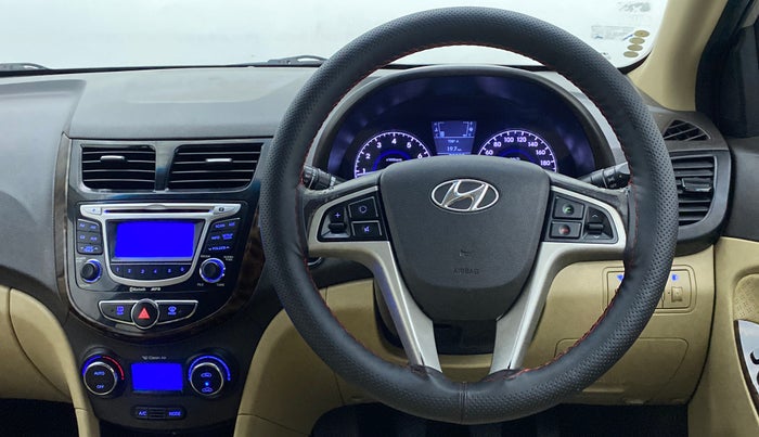 2011 Hyundai Verna FLUIDIC 1.6 SX VTVT OPT, Petrol, Manual, 78,381 km, Steering Wheel Close Up