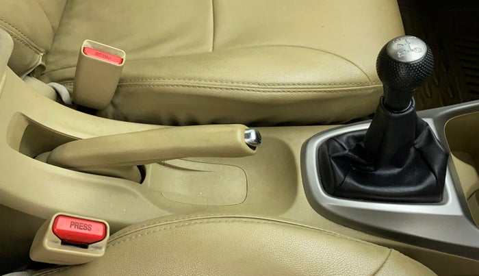 2010 Honda City V MT PETROL, Petrol, Manual, 50,652 km, Gear Lever