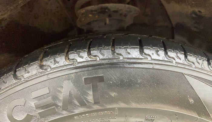 2018 Hyundai Xcent SX 1.2, Petrol, Manual, 97,431 km, Right Front Tyre Tread