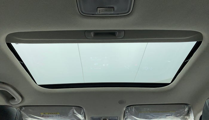 2020 Hyundai VENUE SX 1.0 GDI IMT, Petrol, Manual, 8,130 km, Moonroof/ Sunroof