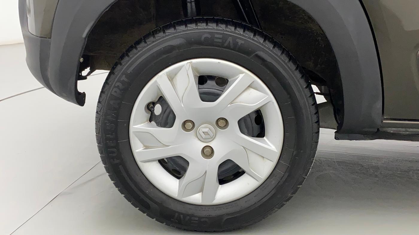 2021 Renault Kwid RXL, Petrol, Manual, 14,771 km, Right Rear Wheel