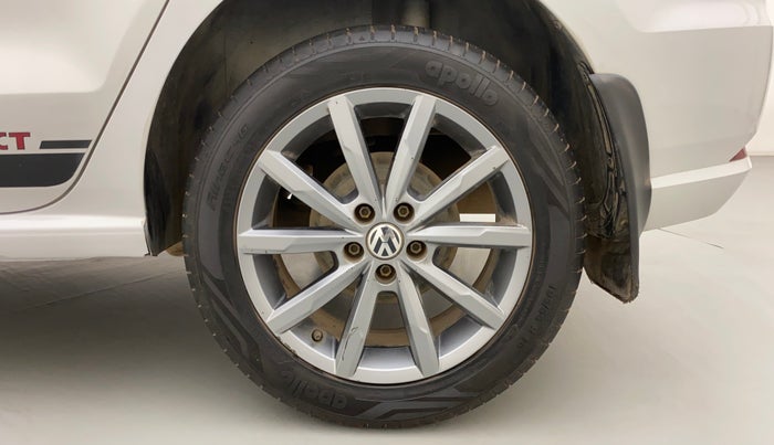 2018 Volkswagen Ameo HIGHLINE PLUS 1.5L AT 16 ALLOY, Diesel, Automatic, 81,749 km, Left Rear Wheel