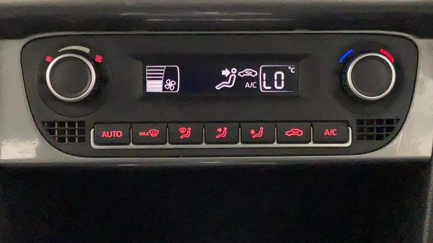2018 Volkswagen Ameo HIGHLINE PLUS 1.5L AT 16 ALLOY, Diesel, Automatic, 81,749 km, Automatic Climate Control