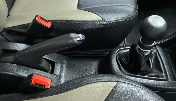 2014 Maruti Swift VXI D, Petrol, Manual, 29,810 km, Gear Lever