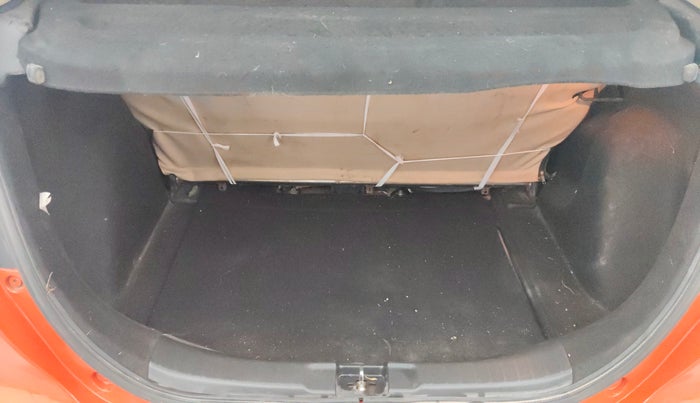 2015 Honda Jazz 1.2L I-VTEC V AT, Petrol, Automatic, 76,500 km, Boot Inside