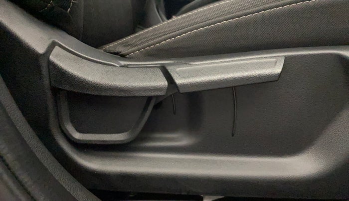 2023 Hyundai NEW I20 Sportz 1.2 IVT, Petrol, Automatic, 17,729 km, Driver Side Adjustment Panel