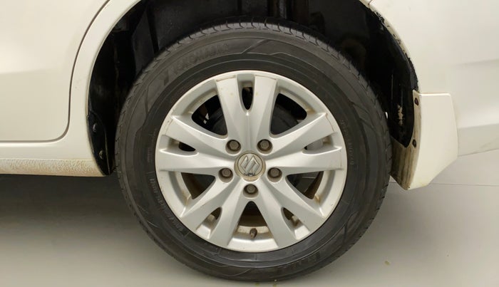 2016 Maruti Ertiga VXI CNG, CNG, Manual, 98,401 km, Left Rear Wheel
