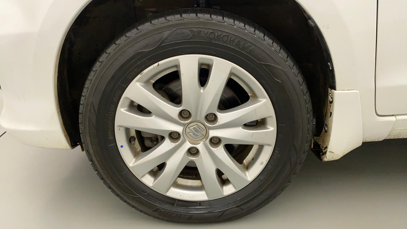2016 Maruti Ertiga VXI CNG, CNG, Manual, 98,401 km, Left Front Wheel