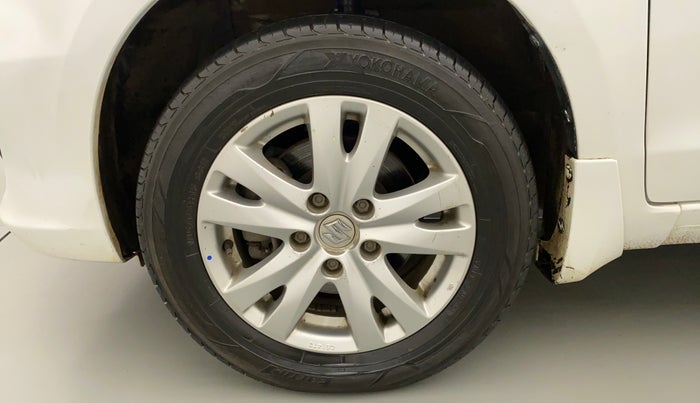2016 Maruti Ertiga VXI CNG, CNG, Manual, 98,401 km, Left Front Wheel