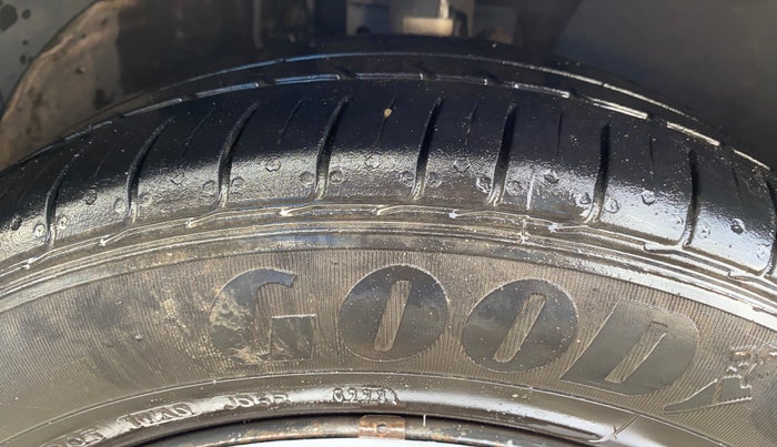 2019 Volkswagen Ameo COMFORTLINE 1.0L, Petrol, Manual, 83,405 km, Right Front Tyre Tread