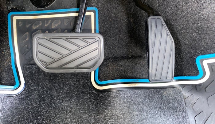 2021 Maruti New Wagon-R ZXI 1.2 AMT, Petrol, Automatic, 33,239 km, Pedals