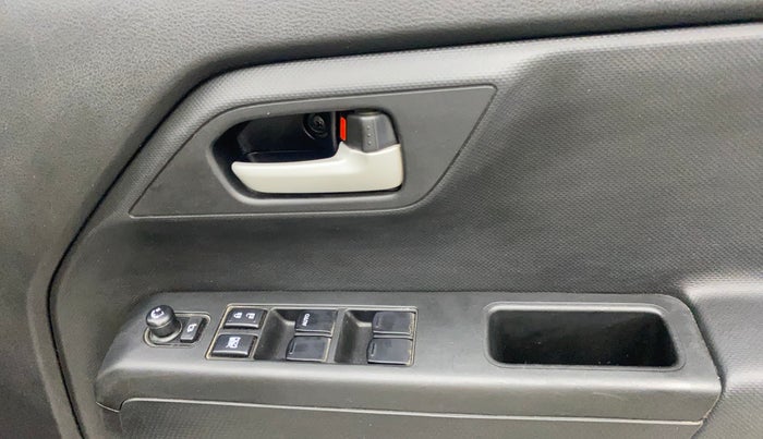 2021 Maruti New Wagon-R ZXI 1.2 AMT, Petrol, Automatic, 33,239 km, Driver Side Door Panels Control