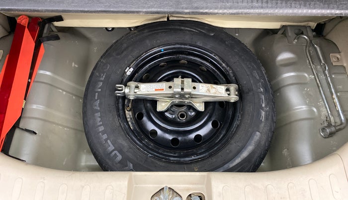 2013 Maruti A Star VXI (ABS) AT, Petrol, Automatic, 95,546 km, Spare Tyre