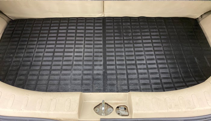 2013 Maruti A Star VXI (ABS) AT, Petrol, Automatic, 95,546 km, Boot Inside