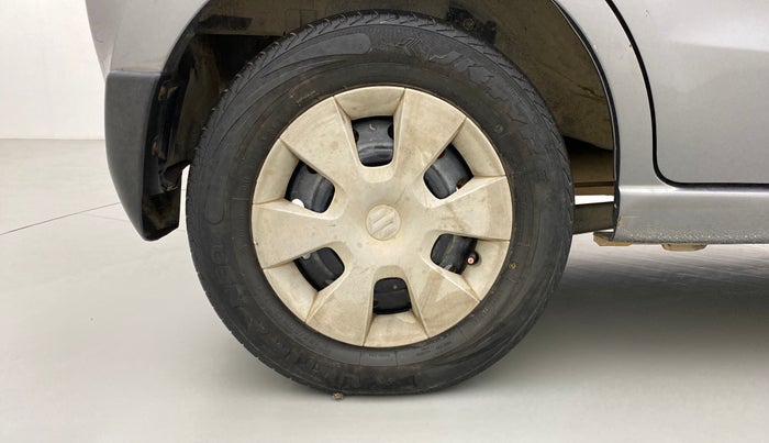 2013 Maruti A Star VXI (ABS) AT, Petrol, Automatic, 95,546 km, Right Rear Wheel