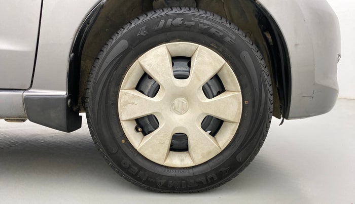 2013 Maruti A Star VXI (ABS) AT, Petrol, Automatic, 95,546 km, Right Front Wheel