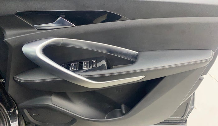 2020 MG HECTOR SHARP 1.5 DCT PETROL, Petrol, Automatic, 67,087 km, Driver Side Door Panels Control