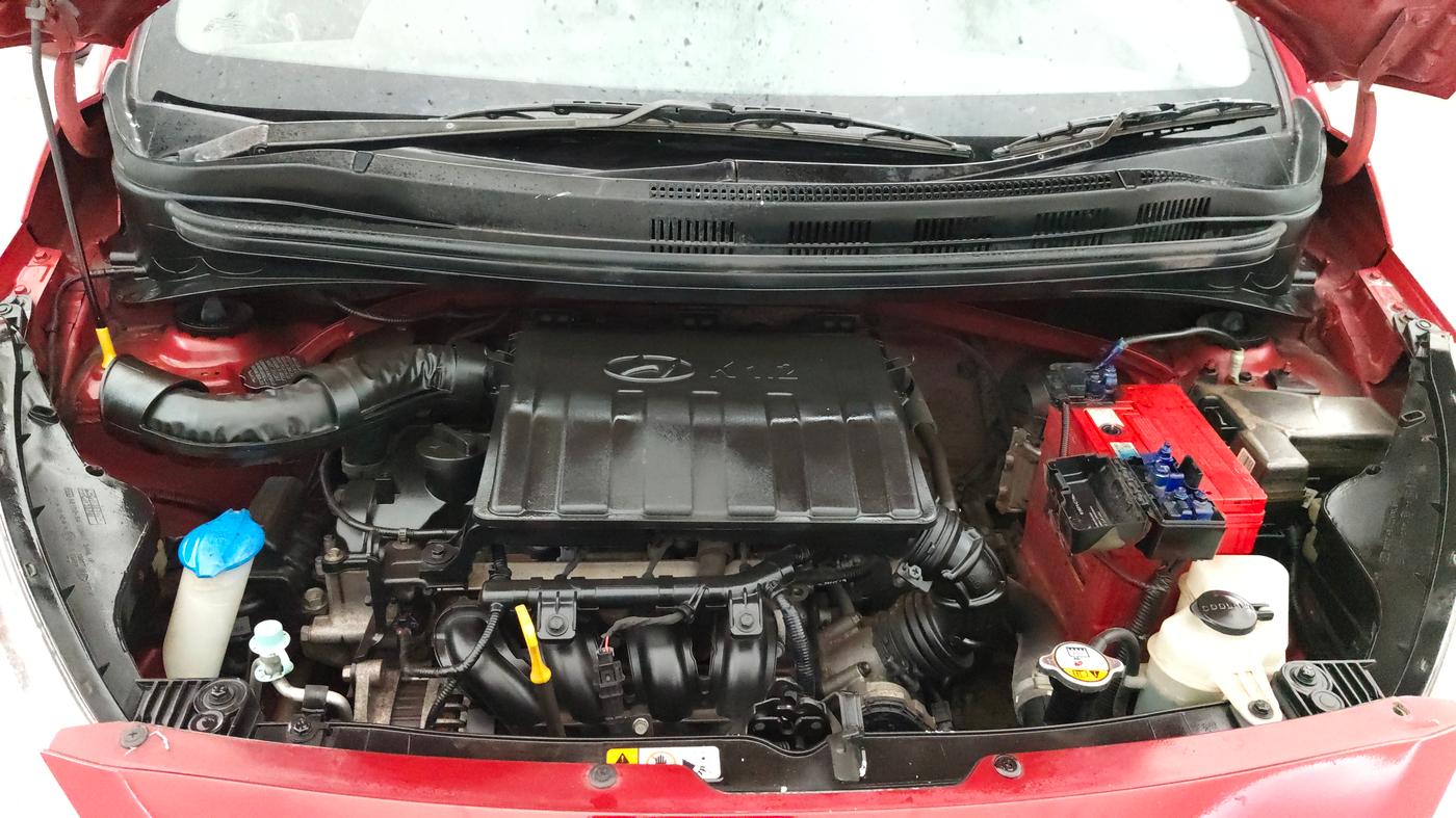 2017 Hyundai Grand i10 SPORTZ (O) 1.2 KAPPA VTVT, Petrol, Manual, 24,204 km, Engine View