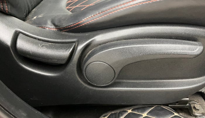 2019 Hyundai Creta S 1.4 DIESEL, Diesel, Manual, 69,364 km, Driver Side Adjustment Panel