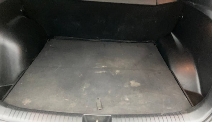 2019 Hyundai Creta S 1.4 DIESEL, Diesel, Manual, 69,364 km, Boot Inside