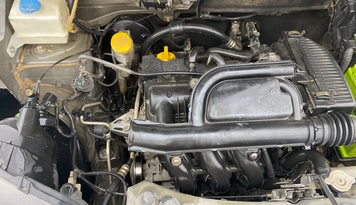 2016 Renault Kwid RXT 1.0 AMT, Petrol, Automatic, 45,705 km, Engine View - Right