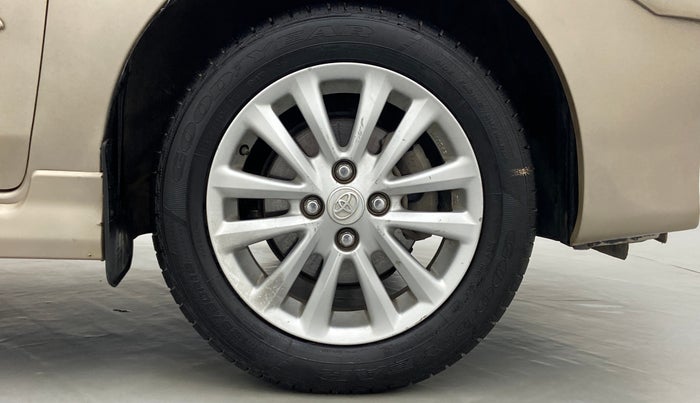 2011 Toyota Etios VX, Petrol, Manual, 50,588 km, Right Front Wheel