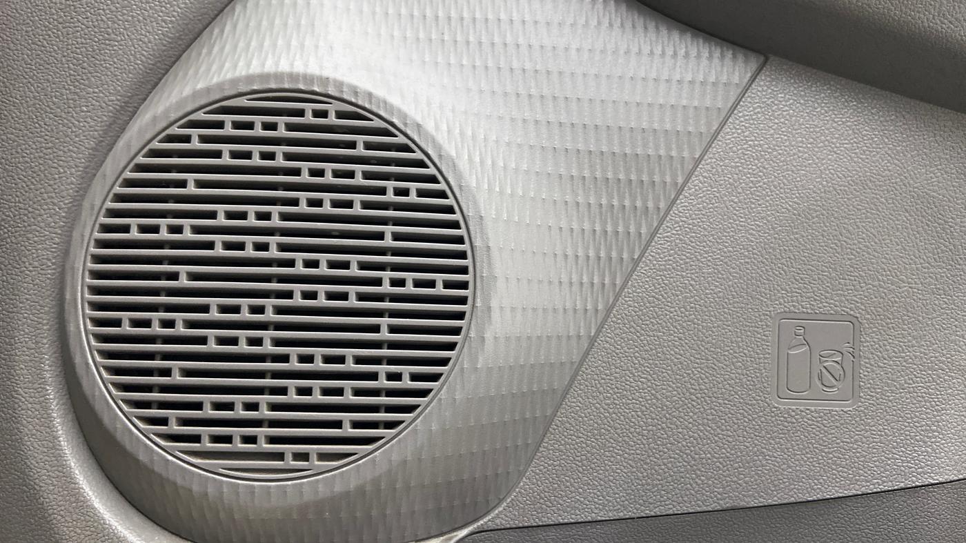 2011 Toyota Etios VX, Petrol, Manual, 50,588 km, Speaker