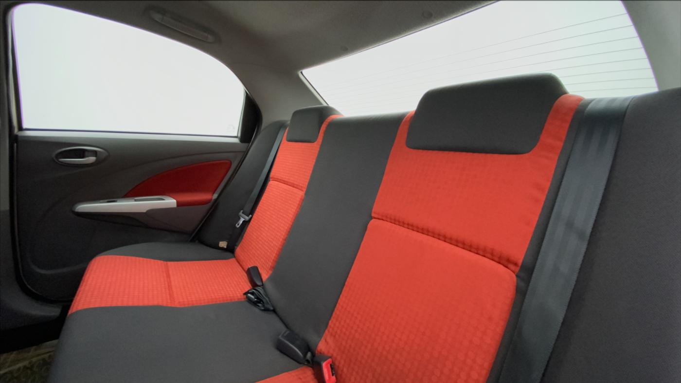 2011 Toyota Etios VX, Petrol, Manual, 50,588 km, Right Side Rear Door Cabin