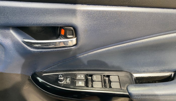 2023 Maruti Baleno ALPHA PETROL 1.2, Petrol, Manual, 17,781 km, Driver Side Door Panels Control