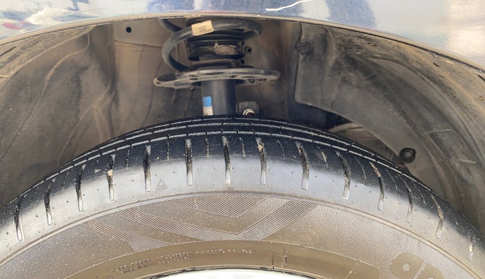 2023 Maruti Baleno ALPHA PETROL 1.2, Petrol, Manual, 17,781 km, Right Front Tyre Tread