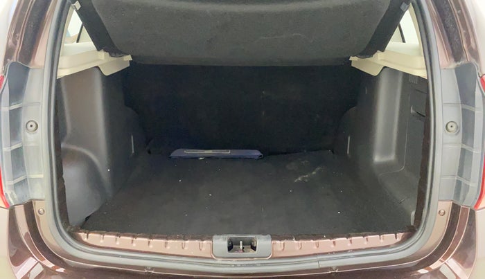 2020 Renault Duster RXZ 1.3 TURBO PETROL MT, Petrol, Manual, 60,373 km, Boot Inside