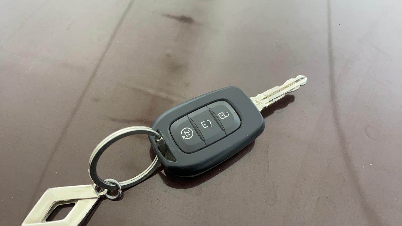 2020 Renault Duster RXZ 1.3 TURBO PETROL MT, Petrol, Manual, 60,373 km, Key Close Up