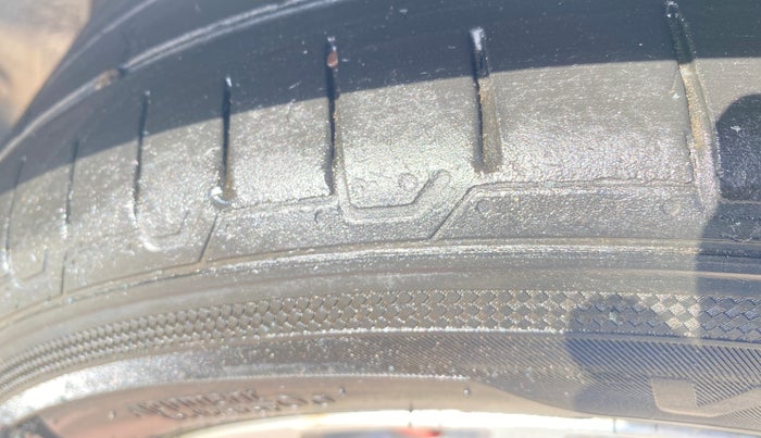 2023 Hyundai Verna SX 1.5 l MPI, Petrol, Manual, 49,512 km, Left Rear Tyre Tread