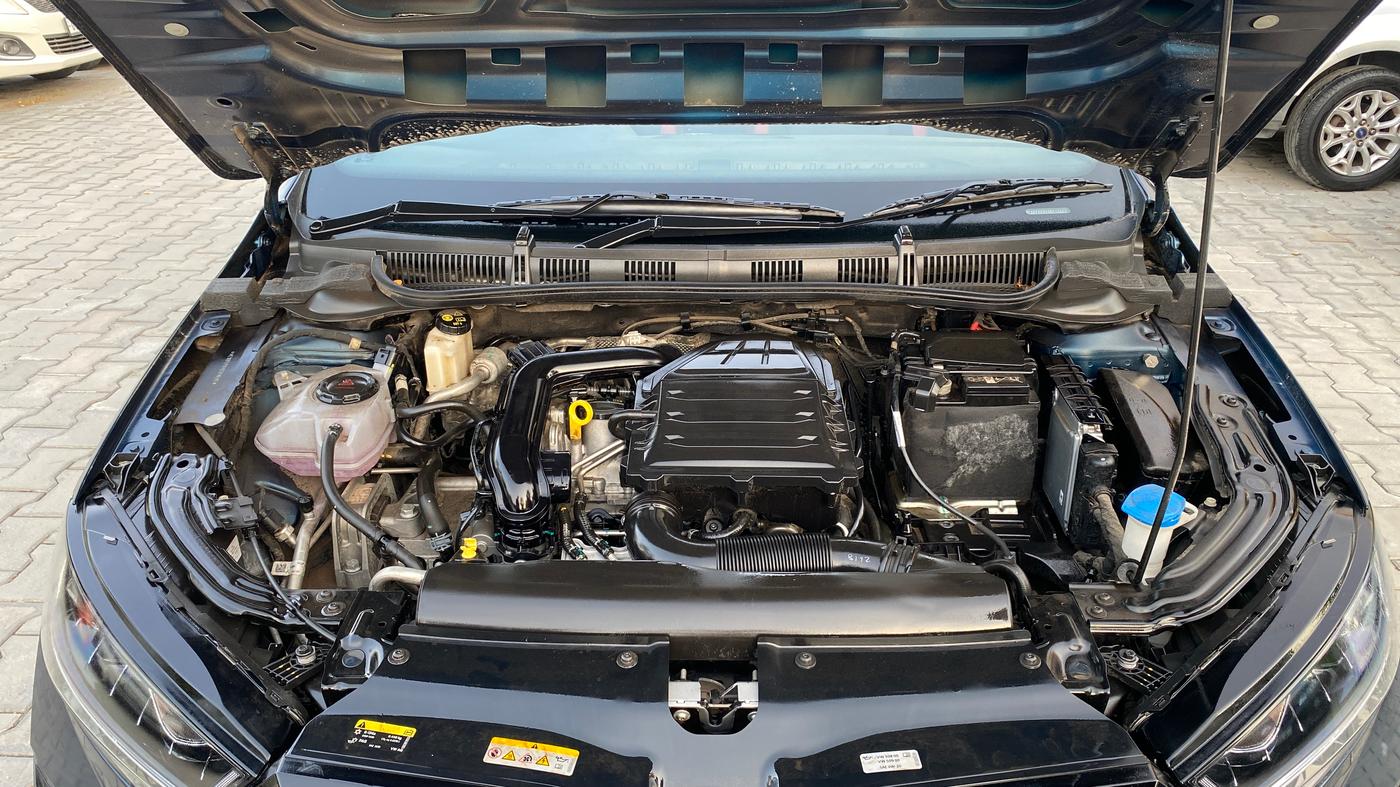 2025 Skoda SLAVIA Monte Carlo 1.0L TSI AT, Petrol, Automatic, 4,018 km, Engine View