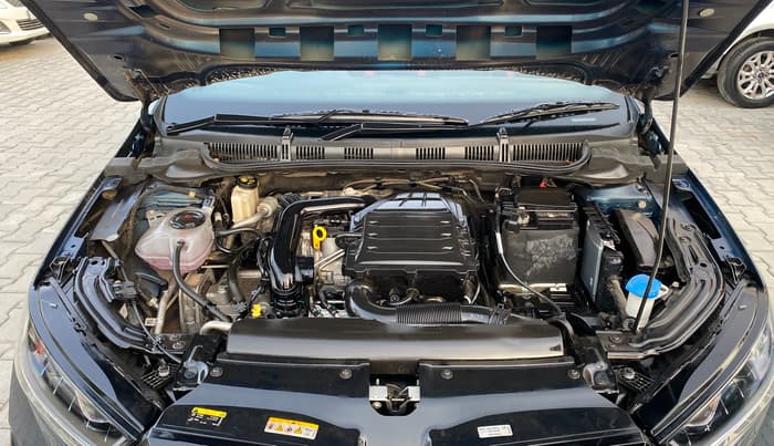 2025 Skoda SLAVIA Monte Carlo 1.0L TSI AT, Petrol, Automatic, 4,018 km, Engine View
