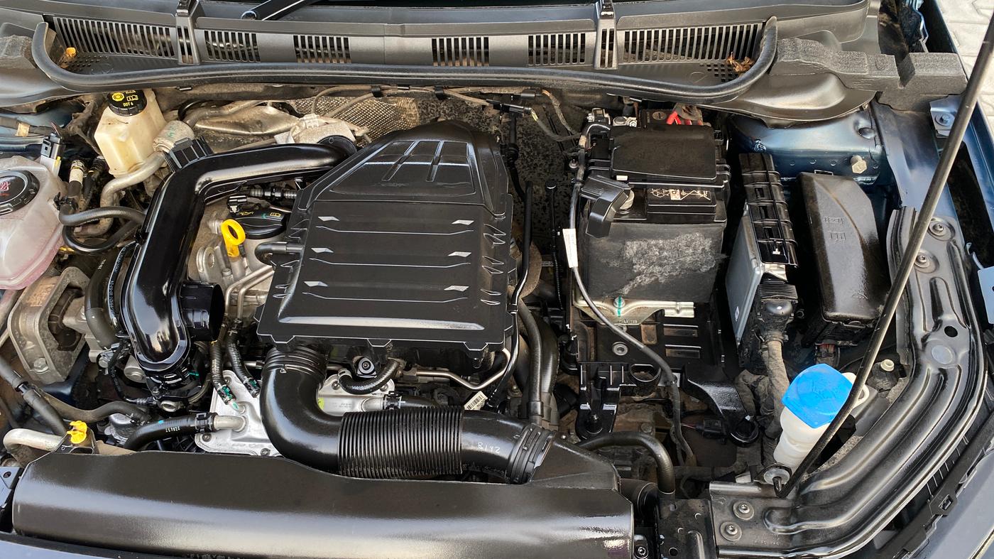 2025 Skoda SLAVIA Monte Carlo 1.0L TSI AT, Petrol, Automatic, 4,018 km, Engine View - Left