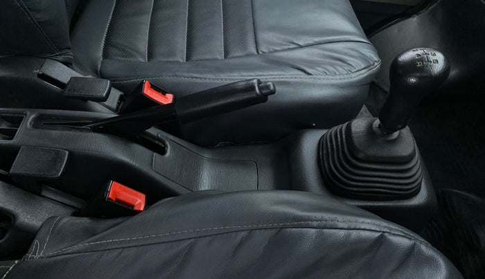 2016 Maruti Eeco 5 STR WITH AC PLUSHTR, Petrol, Manual, 22,119 km, Gear Lever