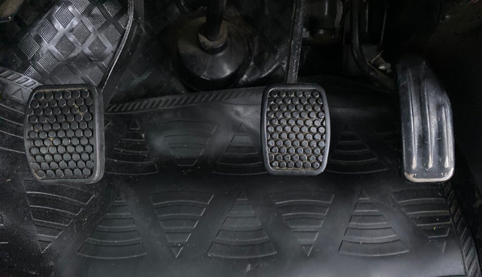 2016 Maruti Eeco 5 STR WITH AC PLUSHTR, Petrol, Manual, 22,119 km, Pedals