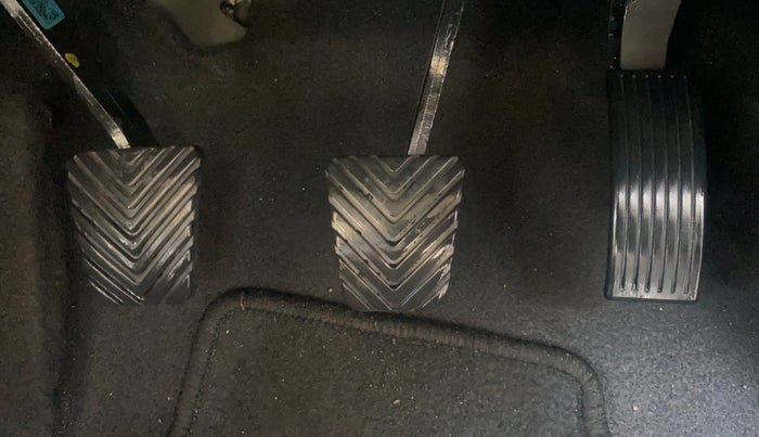 2022 Hyundai NEW I20 SPORTZ 1.2 MT, Petrol, Manual, 11,382 km, Pedals