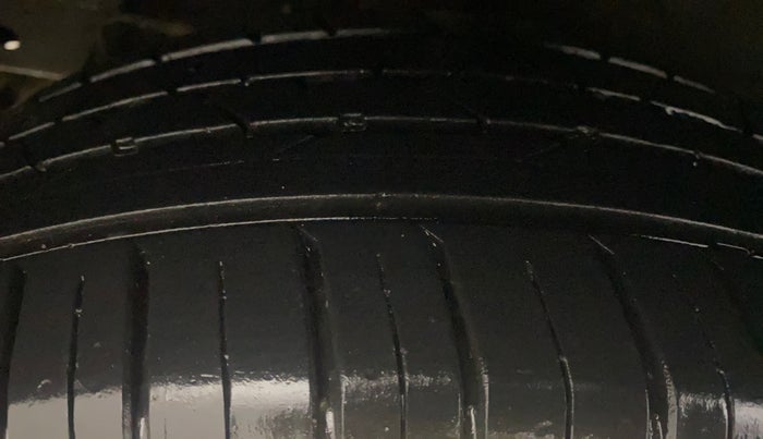 2022 Hyundai NEW I20 SPORTZ 1.2 MT, Petrol, Manual, 11,382 km, Right Rear Tyre Tread