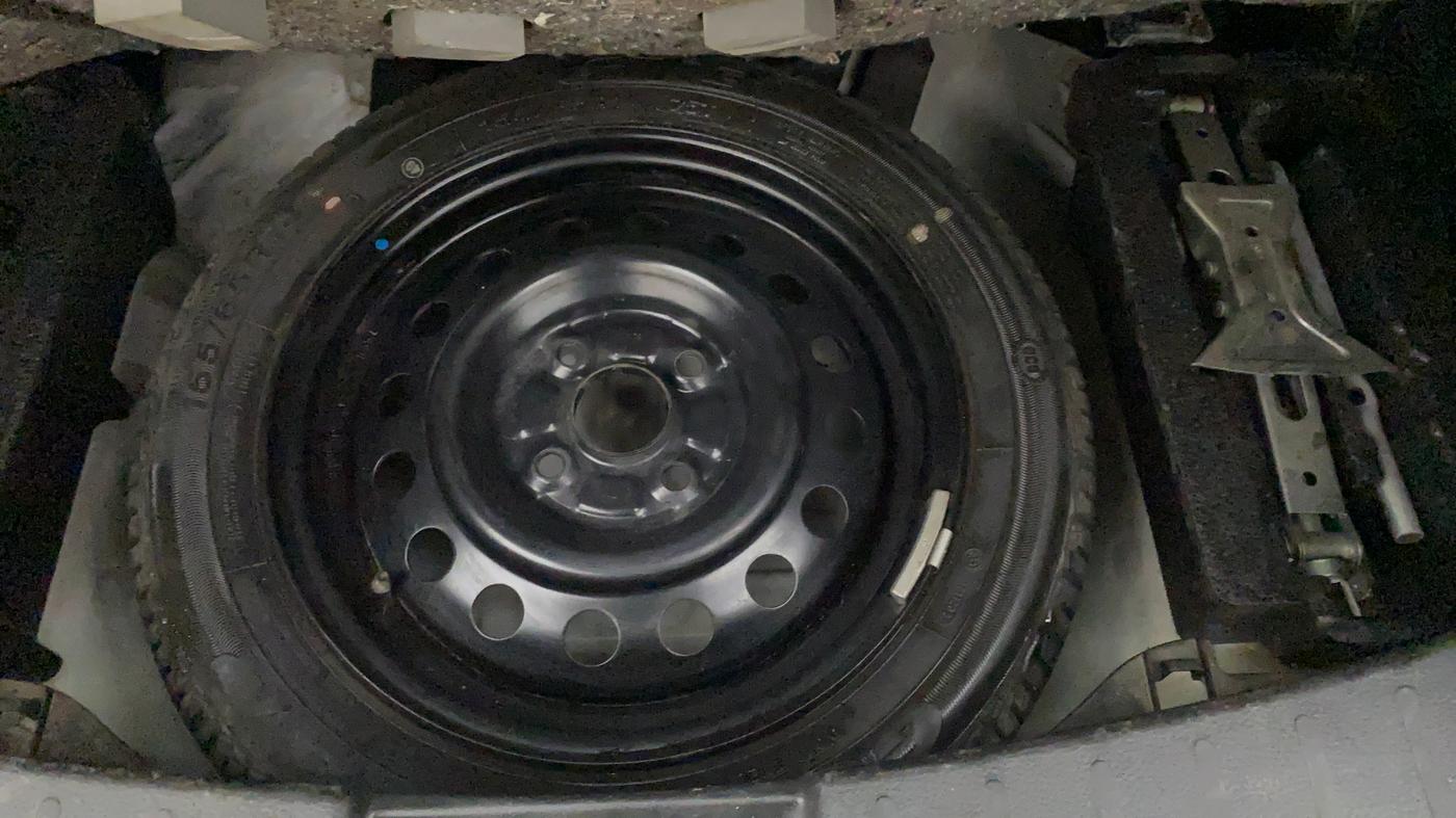 2013 Maruti Wagon R Stingray VXI, Petrol, Manual, 24,104 km, Spare Tyre
