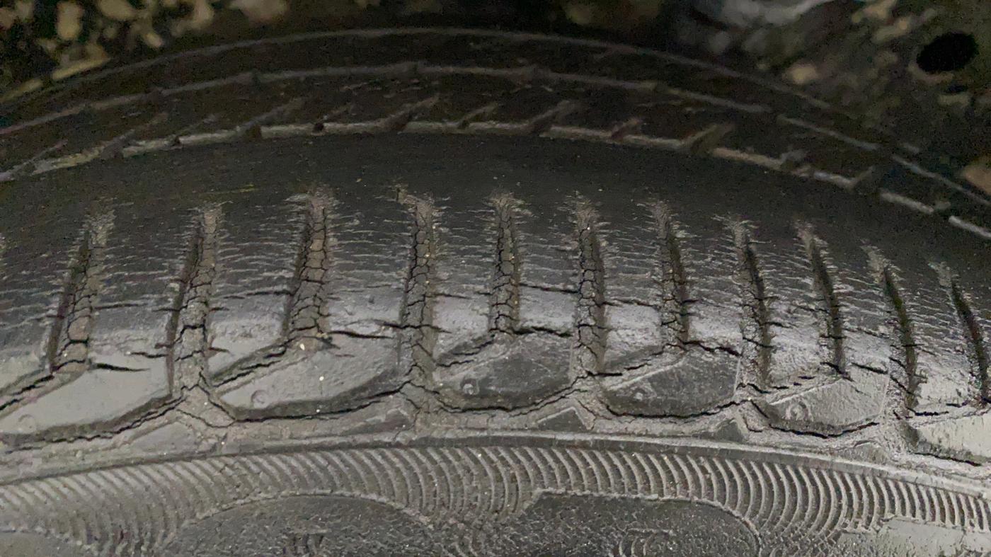 2013 Maruti Wagon R Stingray VXI, Petrol, Manual, 24,104 km, Right Rear Tyre Tread