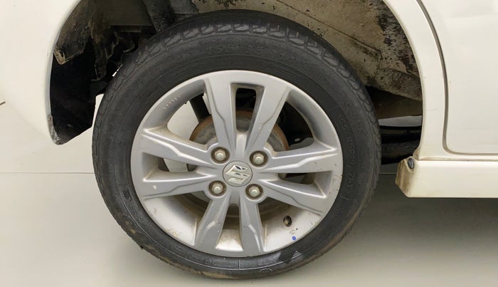 2013 Maruti Wagon R Stingray VXI, Petrol, Manual, 24,104 km, Right Rear Wheel
