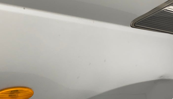 2018 Datsun Redi Go A, Petrol, Manual, 60,108 km, Right fender - Paint has minor damage