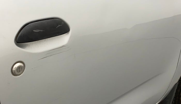2018 Datsun Redi Go A, Petrol, Manual, 60,108 km, Driver-side door - Paint has faded