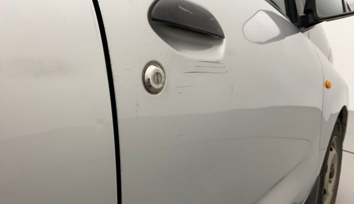 2018 Datsun Redi Go A, Petrol, Manual, 60,108 km, Driver-side door - Minor scratches