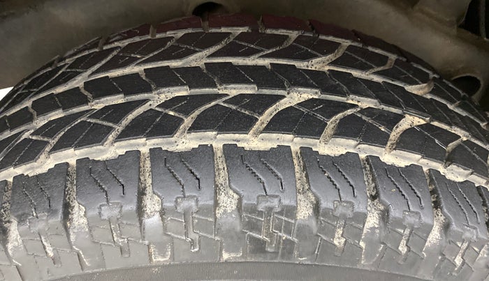 2015 Mahindra Thar CRDE 4X4 BS IV, Diesel, Manual, 41,493 km, Right Rear Tyre Tread