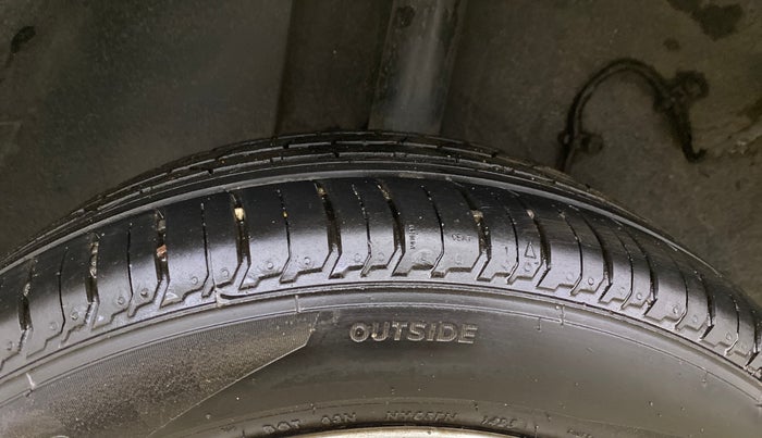2020 Tata ALTROZ XT PETROL, Petrol, Manual, 45,005 km, Right Rear Tyre Tread